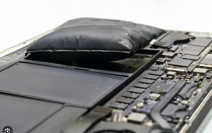 Troca de bateria de notebook e MacBook em Goiânia — bateria inchada, autonomia baixa e ciclos esgotados